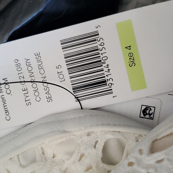 NWT!! LA Blanc creme swimsuit - Picture 5 of 11